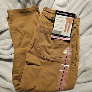 Bandolino Amy Straight Leg Deluxe Stretch Jeans Size 6 Tobacco Brown